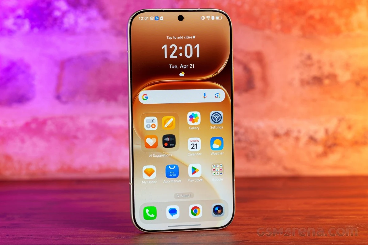 Honor 700 Pro يأتي بشاشة خلفية بحجم 1.72 بوصة